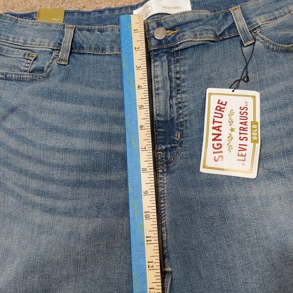 Levi's NWT Mid Rise 5" Shorts Womens Plus Sz 22 (Waist 36) Denim Cutoff Cuffed - Picture 5 of 11